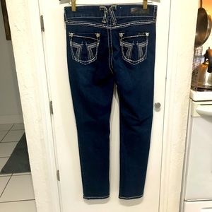 NWOT SEVEN7 EMBELLISHED STRETCH SKINNY JEANS 4/27